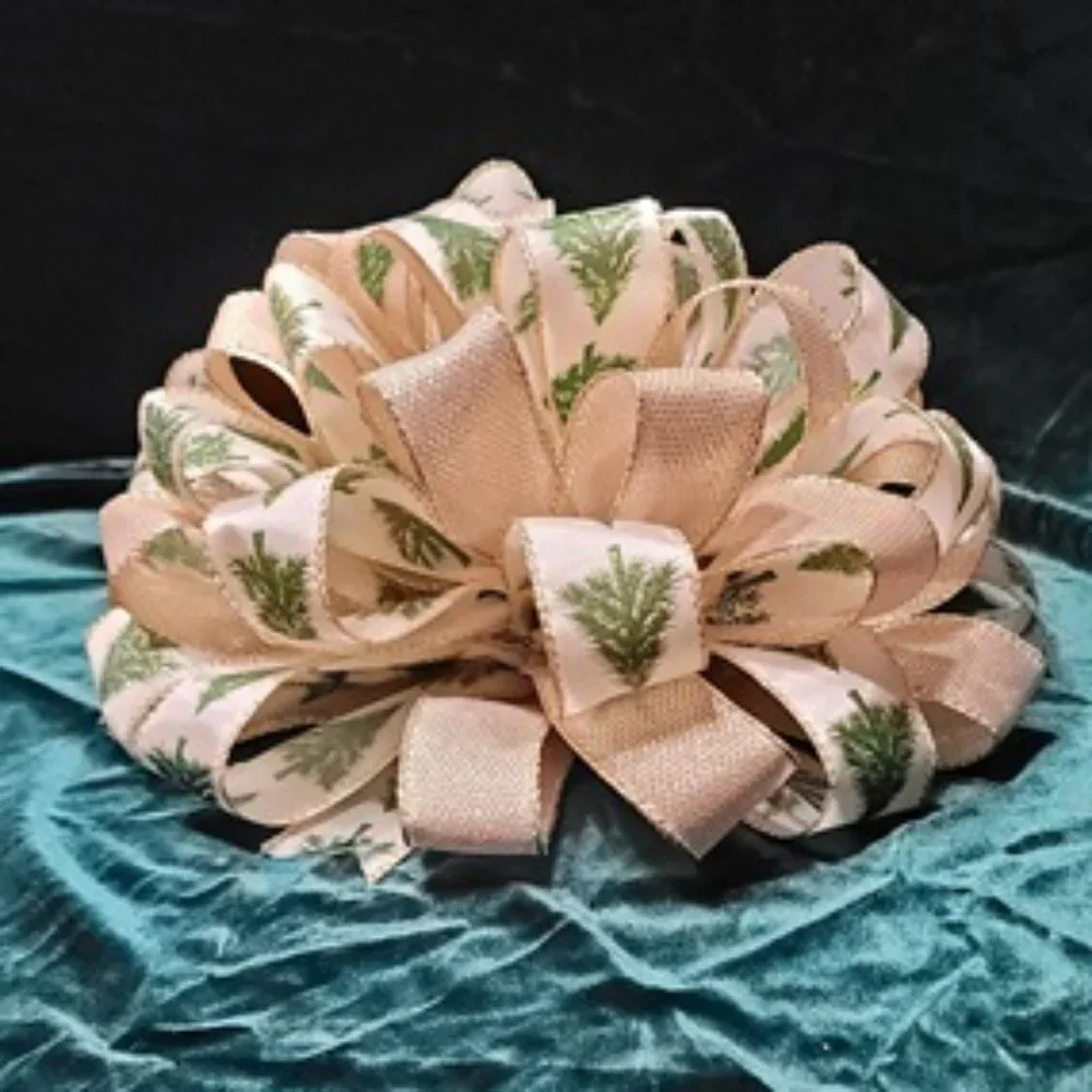 Christmas Tree‎ Bow Topper, Christmas Tree & Gold Ribbon 44 Loop Tree Topper Bow